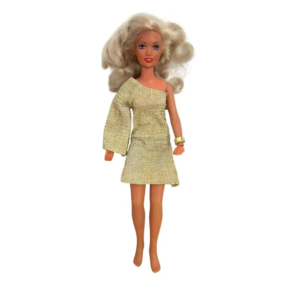 Vintage 1978 Kenner Darci Covergirl Doll – Disco Gold Outfit – Blonde Hair